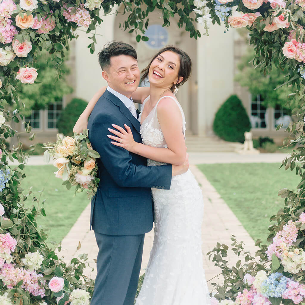 Rave-Review-Acrylic-Wedding-Signs-Cora-And-Belle
